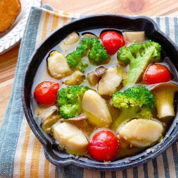 活ほたてのアヒージョ